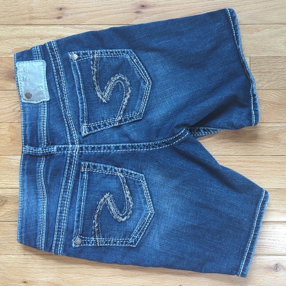 Silver Jeans Suki Jean Shorts - Picture 2 of 10